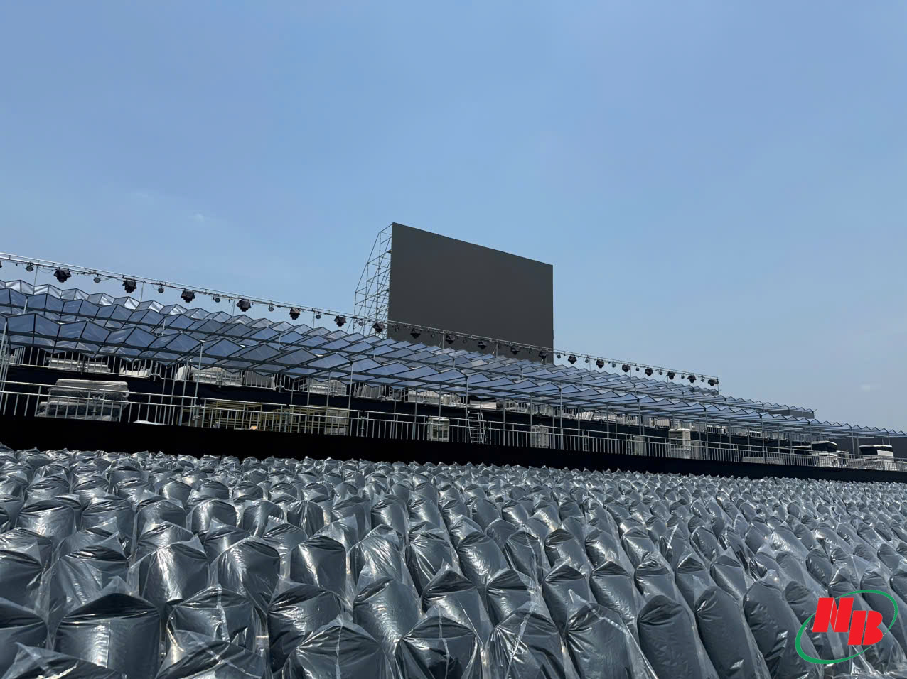 Cho thuê máy lạnh sự kiện Anh Trai Vượt Ngàn Chông Gai 2025 tại TP.HCM