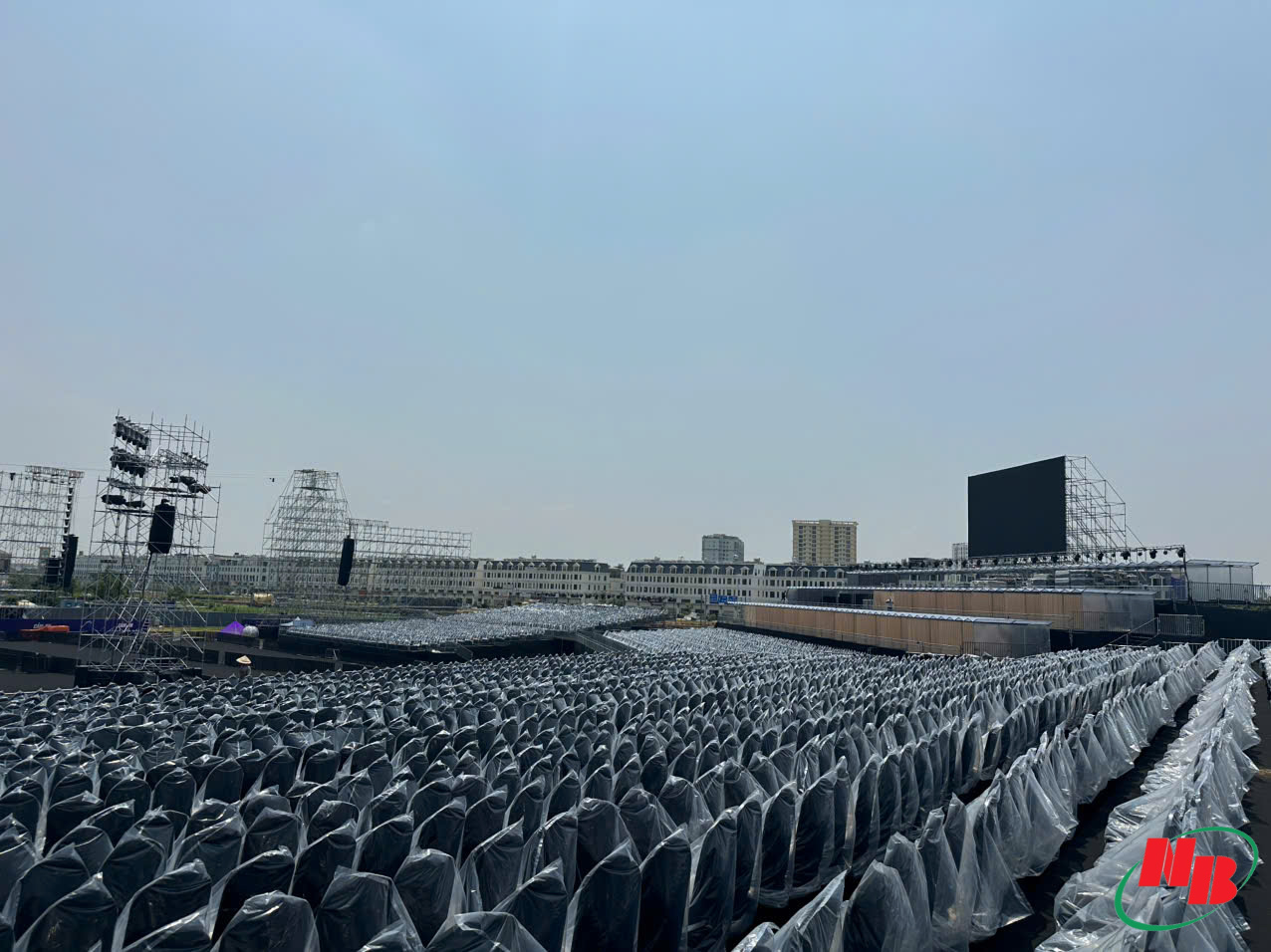 Cho thuê máy lạnh sự kiện Anh Trai Vượt Ngàn Chông Gai 2025 tại TP.HCM