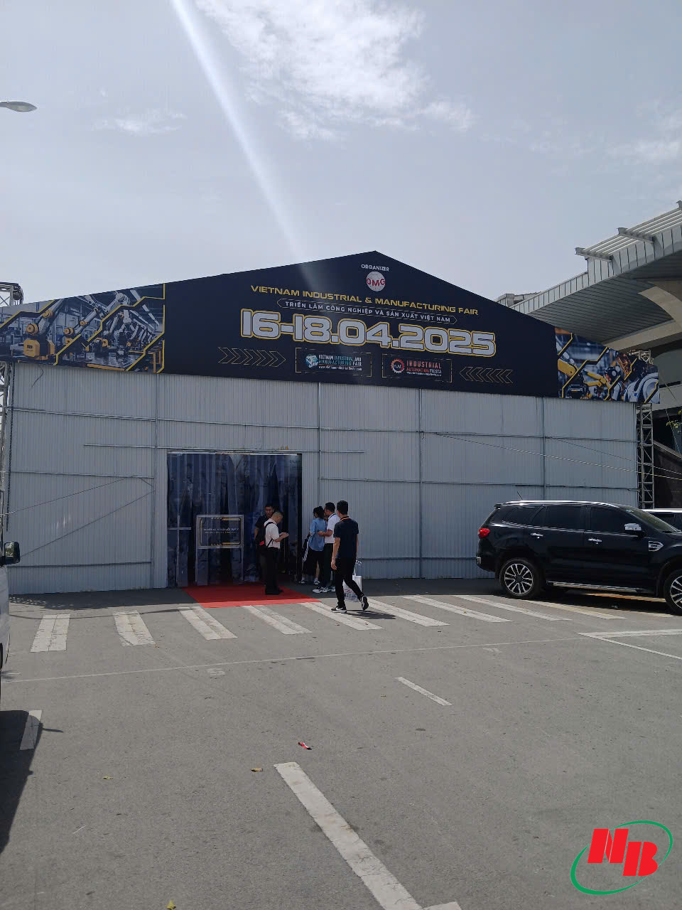 Cho thuê máy lạnh tại sự kiện Triển lãm công nghiệp & sản xuất Việt Nam 2025